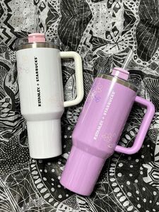 レア　スターバックス　stanley 40oz さくら　タンブラー STANLEY STARBUCKS クエンチャー 