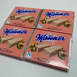 Manner マンナー　ウエハース　4個　マナー　ウェハース　ウィーン　オーストリア