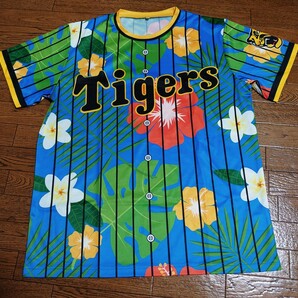 ■阪神タイガース シークレット Tシャツ2枚セット美品!の画像3