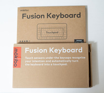 美品 Mokibo Fusion Keyboard ユニバーサルタイプ ワイヤレスキーボード トラックパッド付属 薄い US配列_画像7