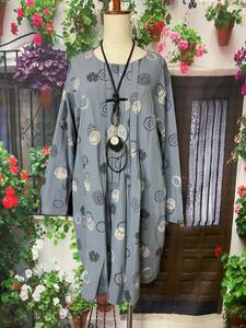* new goods cotton 100. flower * dot print front tuck A line tunic M~L(B.GY)