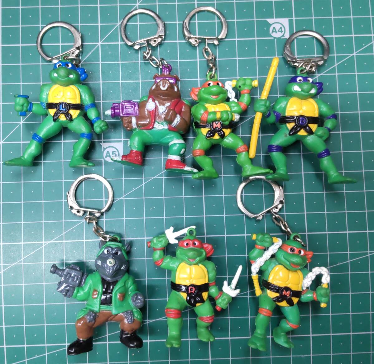 タートルズ キーホルダー 12体セット(キャラ7種)1994年 タートルズ キーホルダー 12体セット(キャラ7種)1994年