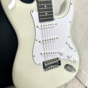 *OG* 【美品】BUSKER’S バスカーズ エレキギター BST-Standard ホワイト セミハードケース付き 音出し確認済 弦楽器 6弦 *M-240445の画像2