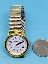 (F02)USA(*'▽')タイメックス・TIMEX（電池交換済み）ゴールド・レディス腕時計USED（送料全国一律185円）素敵な時計です。_画像8