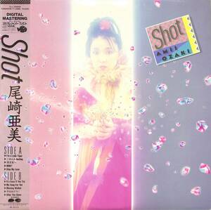 A00561508/LP/尾崎亜美「Shot (1982年・C28A-0246・林立夫・鈴木茂・佐藤準参加)」