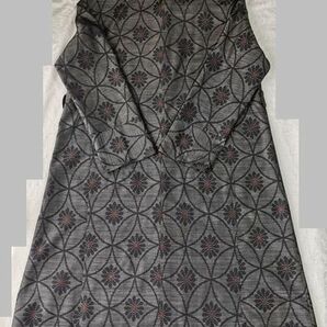 着物リメイク  ハンドメイド コート ワンピース  長袖  正絹大島 紬   薄ブラウン系（濃いめのブラウンにモカ色まじり）の画像8