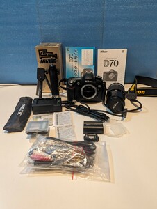 【起動確認】NIKON ニコン D70デジタル一眼レフカメラ　レンズ　NIKON F/4 200mm 市