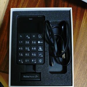 SIMフリー NichePhone-S 4G MOB-N18-01 箱入り