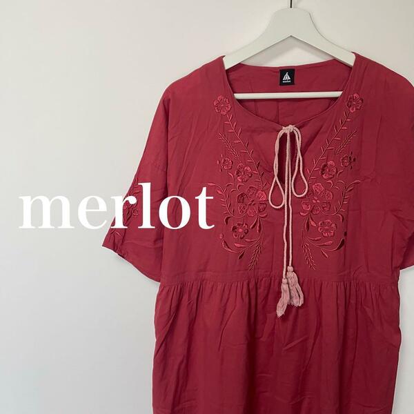 merlot メルロー　刺繍　半袖　ワンピース　レッド