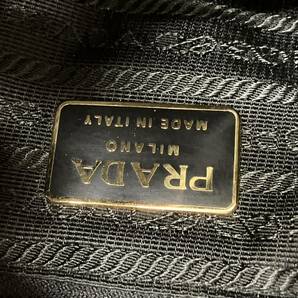 □【売り切り】そこそこ美品 PRADA プラダ チェーン ショルダー バッグ トート 三角プレート キルティング ゴールド金具 テスートナイロンの画像8