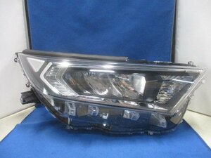 トヨタ　RAV4　MXAA52/MXAA54　右ライト/右ヘッドライト　LED　純正　ガソリン車用　三灯式　ラヴ4/ラブ4　STANLEY　42-87　【A】　225134