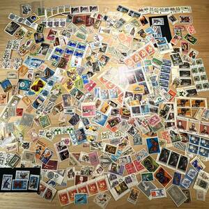  foreign stamp mostly unused various . summarize abroad collection 