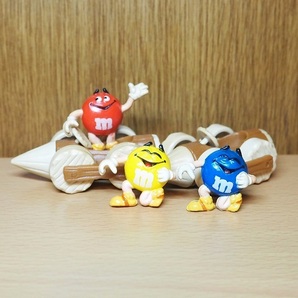 エムアンドエムズ  フィギュア ミニ イエロー レッド ブルー ミニカー ３個 セット  m&m m&m’ｓ チョコ アメトイ ミールトイの画像5