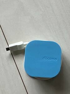 DOCOMOドコモ携帯充電器ＡＣアダプター