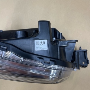 【中古・美品】ハイゼット S321V 後期 純正 LED ヘッドライト 右  81110-B5170の画像5