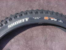 MAXXIS SHORTY 3C/maxxgrip DHCASING 27.5x2.40 新品未使用_画像4