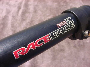 RACEFACE EVOLVE XC SEAT POST　30.9x375㎜