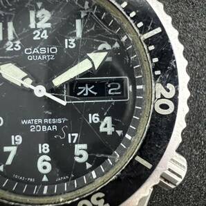 カシオ CASIO クォーツ 3針 デイデイト ダイバーウォッチ MD-707 メンズ 腕時計 ジャンクの画像3