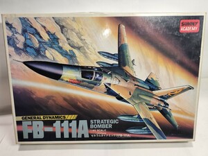 アカデミー　1/48　ジェネラルダイナミック　　FB-111戦略爆撃機