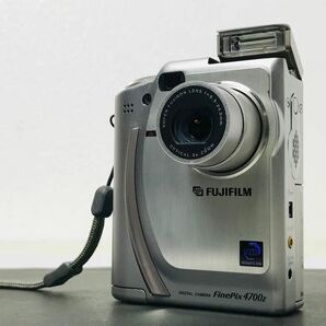 美品 FUJIFILM FinePix 4700Z フジフィルム デジタルカメラ デジカメ 単三電池駆動 動作品