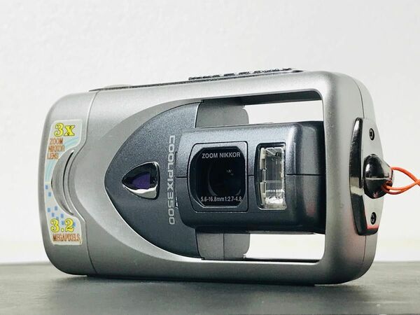 Nikon COOLPIX 3500 ニコン デジタルカメラ デジカメ 動作品