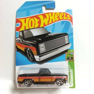 ホットウィール Hot Wheels /｀83 シェビー シルバラード シボレー SILVERADO