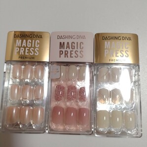 ダッシングディバ  MAGICPRESS 付け爪 DASHING DIVA  3箱の画像1