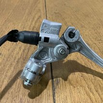 【M12-44】スズキ アドレスV50 CA4BA ブレーキレバーホルダー 左 ネジ穴OK 動作確認済み 純正部品_画像8