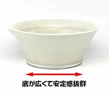 元重製陶所 石見焼 離乳食にも使える カラー すり鉢 すりばち (すりこぎセット) 白色 テーブルを傷つけない シリコン 底 直径約13.5cm_画像4