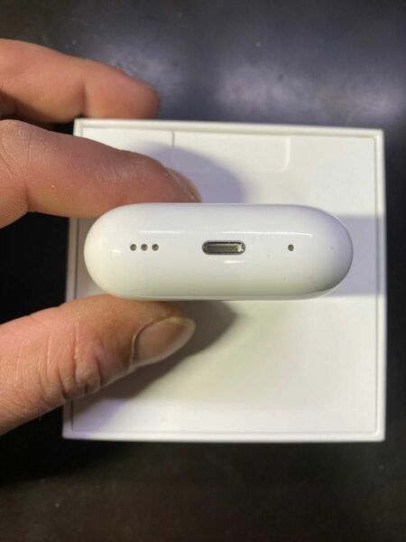 Apple AirPods Pro 第2世代　充電ケースlightning充電