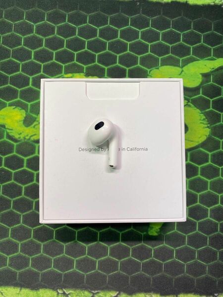 Apple AirPods 第３世代　右側　右耳　右