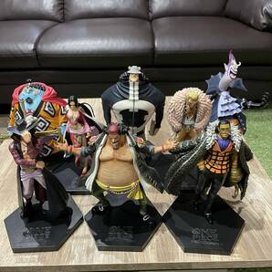 ★【現状品】ONE PIECE ワンピース DX王下七武海フィギュア 全8個セット 箱無しの画像1