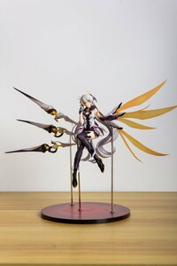 崩壊3rd　空の律者　アキナ　完成品　新品　PVC製　箱付き　29cm　0369