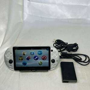 ★1円〜 美品 FW3.74 動作確認済 SONY PS Vita PCH-2000 ZA25 Wi-Fiモデル 本体 シルバー Play Station SILVERの画像1