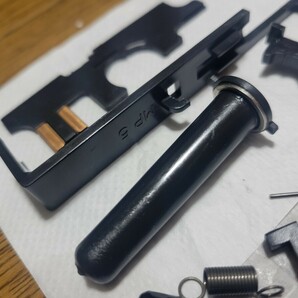 55・マルイ電動MP5 (ver2) メカボックス内部パーツ トリガー 中古品 ※ノズル段差無しの現行品。の画像2