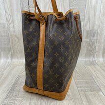 USED LOUIS VUITTON ルイヴィトン モノグラム ノエ M42224 A1 882 ショルダーバッグ ブラウン系 巾着型 レディース ワンショルダー_画像4