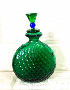グリーンガラス 香水瓶 ガラス 硝子 アンティーク インテリア雑貨 コレクション 