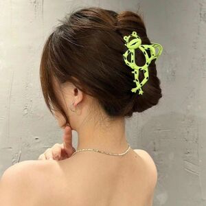 かわいい ヘアクリップ ヘアピン ヘアアクセ カエル 髪飾り 個性的 韓国