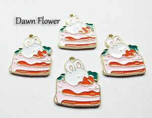 【D-0400】5pcs　ケーキにのったうさぎ　26×22mm　ピンク　チャーム　ハンドメイドパーツ