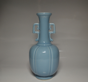 中国美術　景徳鎮　藍釉　花瓶　中国古玩　置物　　