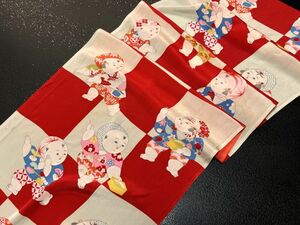 【古布＊縮緬＊和素材】錦紗＊紅白市松に9種の稚児模様、可愛い、35ｘ146＊手作り＊市松人形＊パッチワーク＊縮緬細工＊雛節句＊昭和レトロ