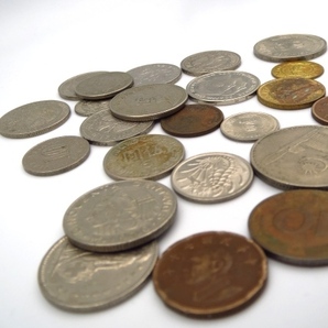 □H77776:【中古品】 外国銭 おまとめ コイン 硬貨 中国 他 詳細不明 長期保管品の画像2