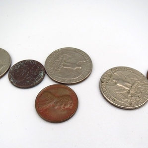 □H74235:アメリカ 硬貨 紙幣 まとめ 硬貨78セント分 5ドル札1枚 1ドル4枚 合計9.78ドル 貨幣 クォーターダラーの画像2