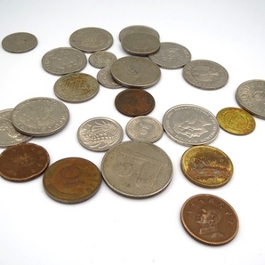 □H77776:【中古品】 外国銭 おまとめ コイン 硬貨 中国 他 詳細不明 長期保管品の画像1