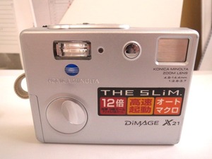 ■T78824:Konica Minolta DiMAGE X21 コニカ ミノルタ ディマージュ 動作未確認 ジャンク