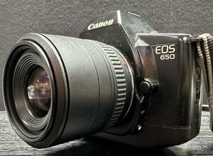 Canon EOS 650 / Canon Zoom Lens EF 35-70 мм 1: 3,5-4,5 А.