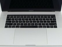 【1円スタート】Apple MacBook Pro 15インチ 2018 シルバー 2880x1800 A1990 EMC3215 ロジックボード欠品_画像2