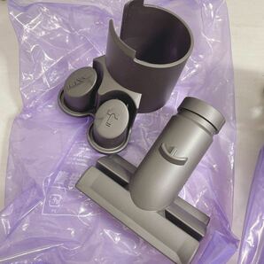 動作OK◆Dyson /ダイソン コードレスハンディクリーナー 掃除機 DC34 付属部品多数◆P-Iの画像6