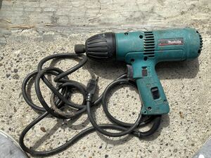 1円スタート♪ マキタ makita インパクトドライバ 6904V 100V 360W 50-60Hz DIY 電動工具 別途出品中♪売り切り