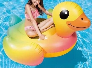  swim ring float . floating tool child for adult popular float lovely playing in water for family Pooh ruby chi goods playground equipment sea water . Duck swim ring 147*147*81CM